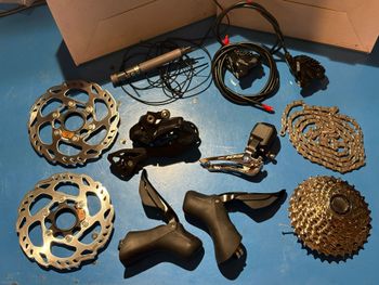 Używany Shimano 105 Di2 R7170 2026 bike