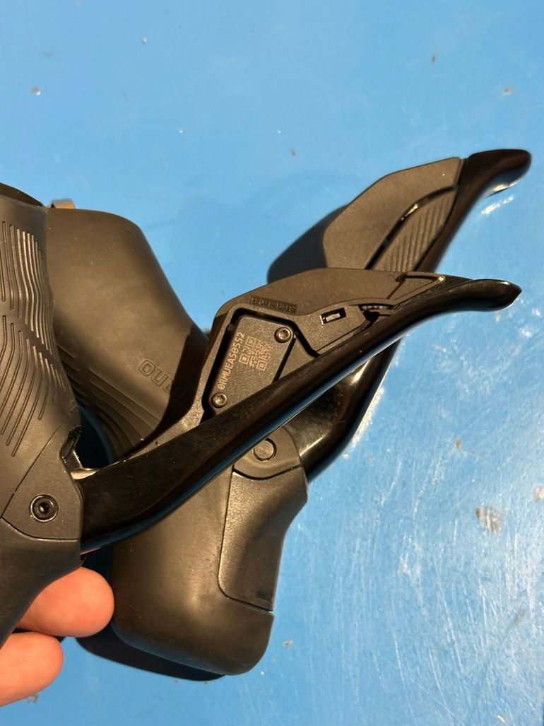 Używany Shimano 105 Di2 R7170 2026 bike — zdjęcie 8 z 20