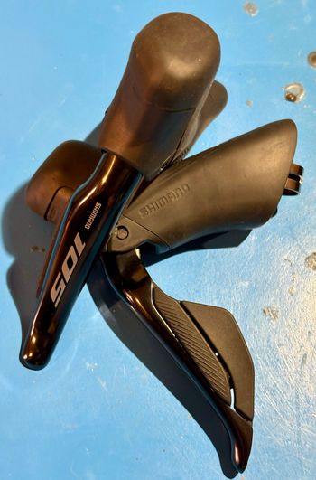 Używany Shimano 105 Di2 R7170 2026 bike — zdjęcie 19 z 20