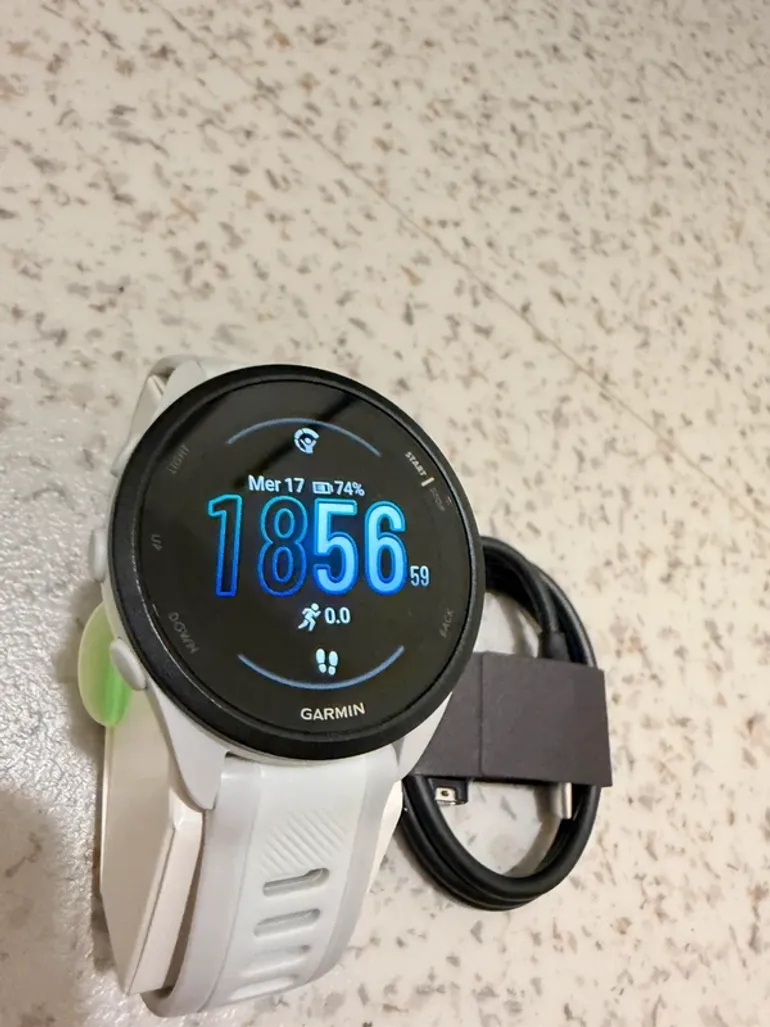 Used Garmin Forerunner 165 bike — image 3 of 5