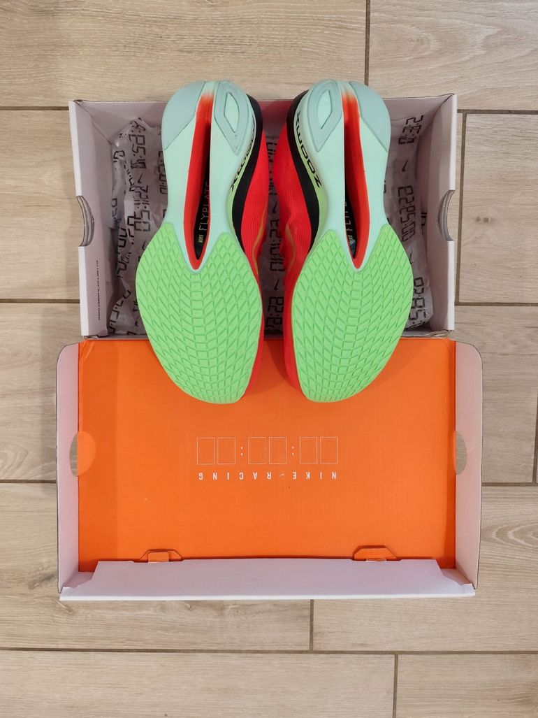 Używany Nike Zoomx vaporfly Next 2 2025 bike — zdjęcie 3 z 5