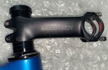 Gebrauchtes MICROTECH MCT Disc 2022 bike — Bild 4 von 4