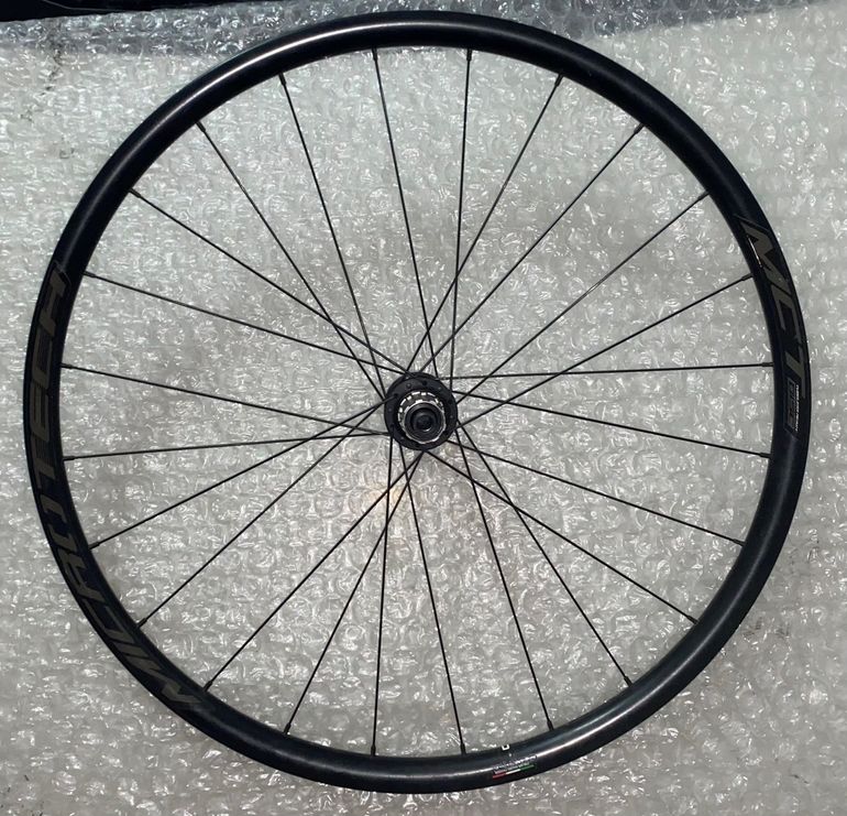 Używany MICROTECH MCT Disc 2022 bike — zdjęcie 1 z 4