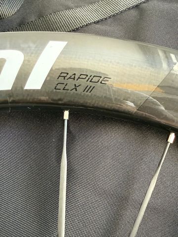 Used Roval Rapide CLX 3 2026 bike — image 7 of 8