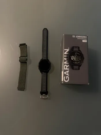 Used Garmin Forerunner 165 bike