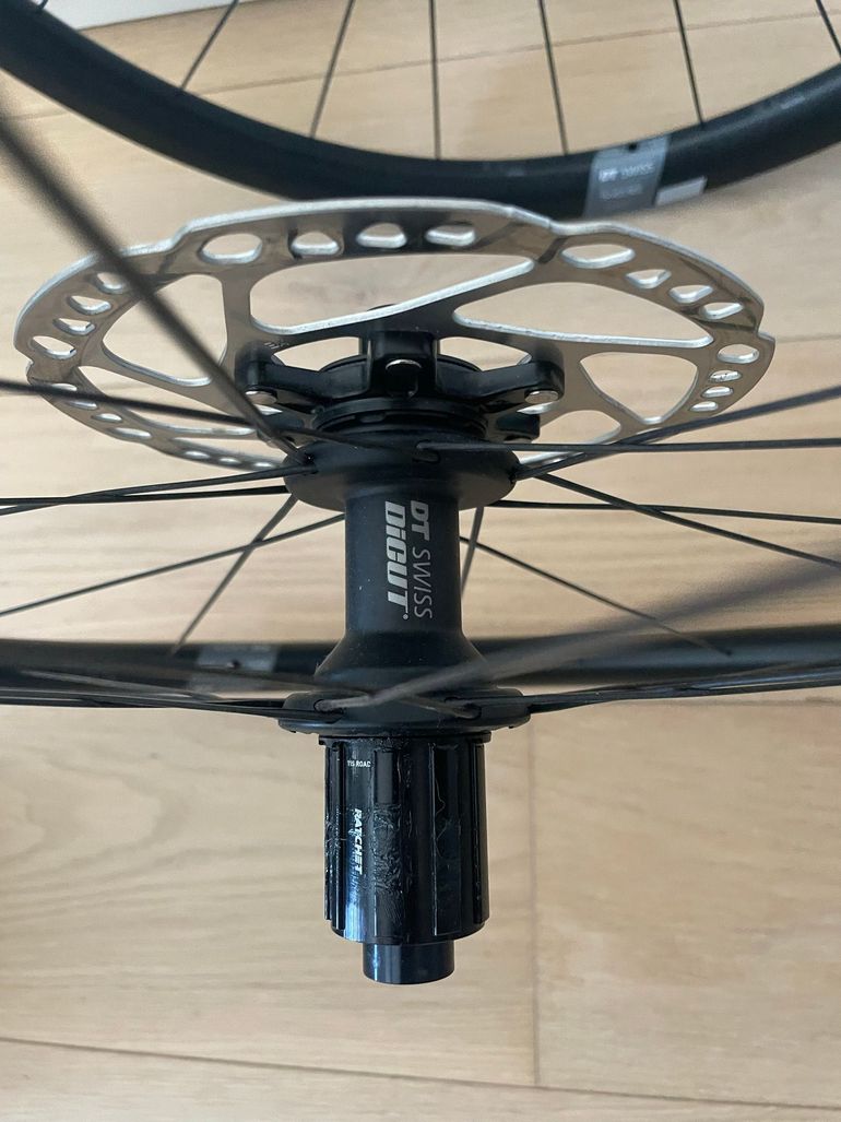 Used Dt Swiss ERC 1600 35mm Carbon Wheelset 2025 bike — image 8 of 8