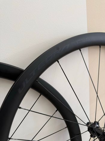 Używany Shimano WH-R8170 C36 Carbon Wheelset 2024 bike — zdjęcie 5 z 5