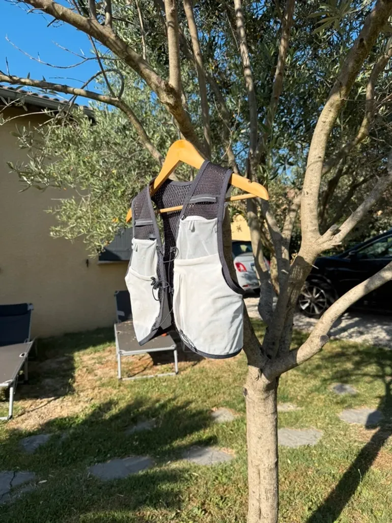 Used Salomon Active Skin 8 bike — image 2 of 5