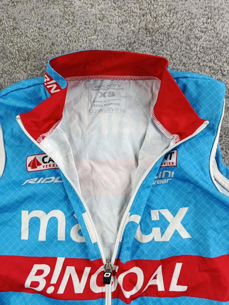 Używany doltcini coupe-vent vélo homme taille xs - 06 5805 - respirant pro team Marlux-Bingoal bike — zdjęcie 4 z 6