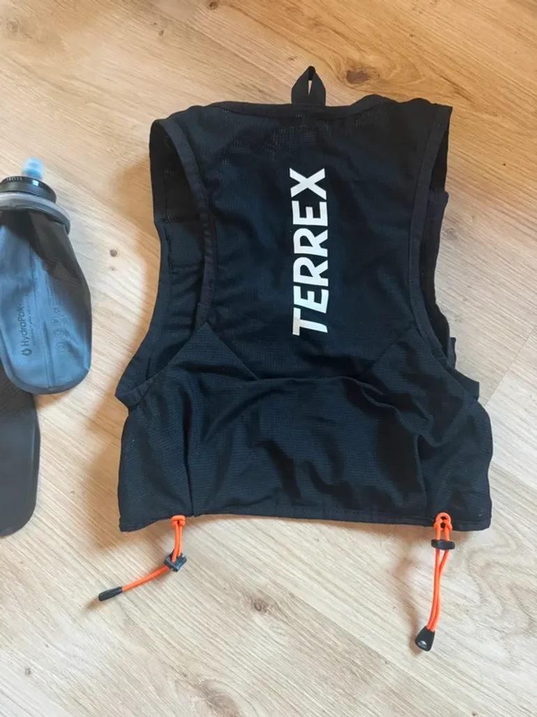 Used Adidas Terrex Running Vest bike — image 4 of 4