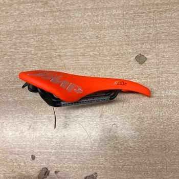 Używany Selle Smp F20C Carbon Rail Saddle bike — zdjęcie 2 z 4