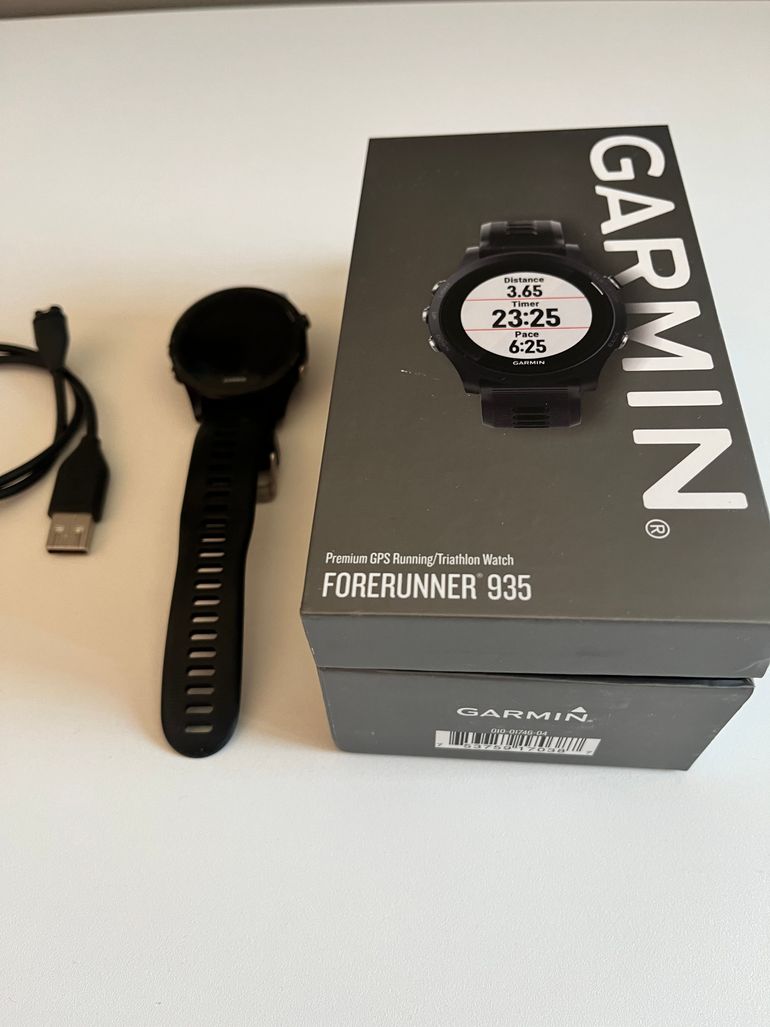 Używany Garmin Forerunner 935 GPS Watch 2020 bike — zdjęcie 2 z 8