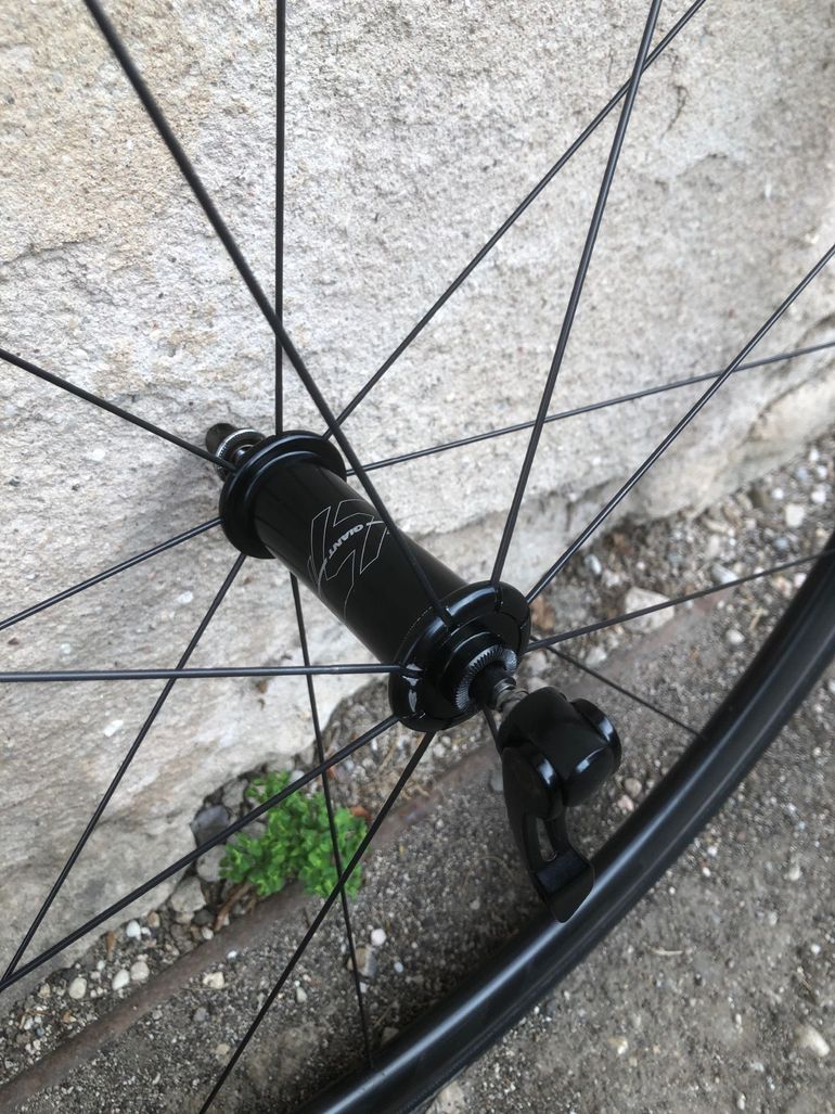 Used Giant SLR 1 Wheels bike — image 5 of 11