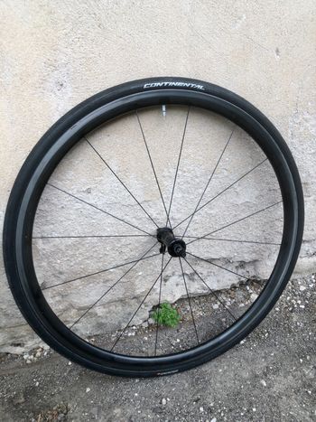 Used Giant SLR 1 Wheels bike — image 9 of 11