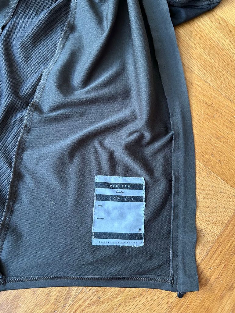 Used Rapha Pro Team Men's Short Sleeve Jersey dark-olive Size M bike — image 5 of 6
