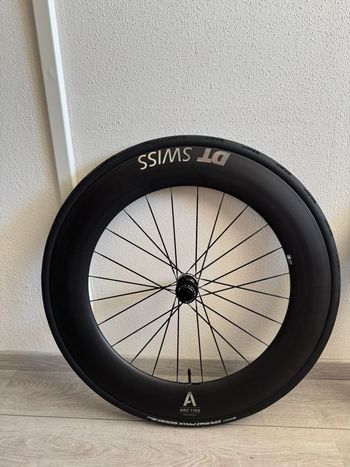 Używany Dt Swiss Arc 1100 85mm Wheelset 2026 bike — zdjęcie 4 z 8