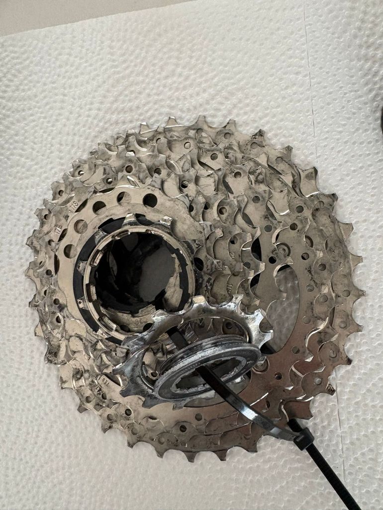 Used Shimano GRX RX810 2x11 2024 bike — image 3 of 11