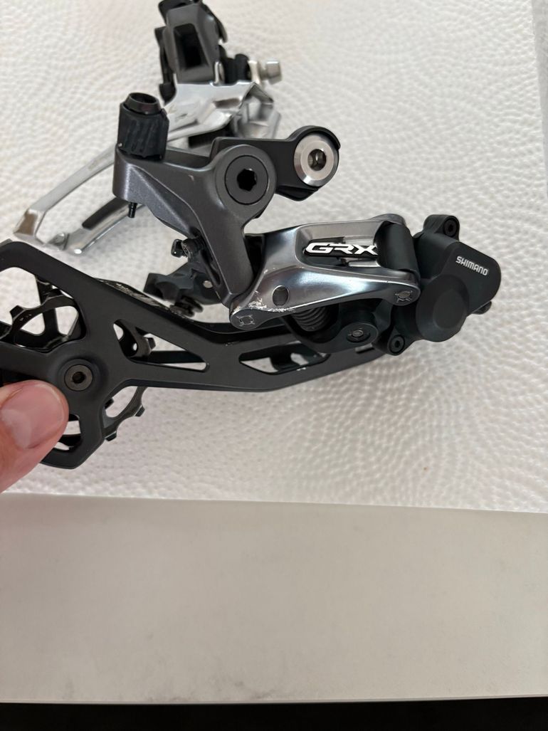 Used Shimano GRX RX810 2x11 2024 bike — image 2 of 11