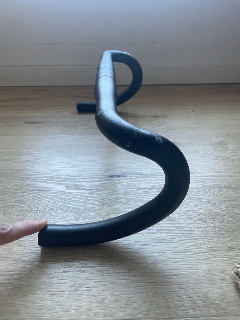 Used Giant Contact 40cm Handlebar bike — image 2 of 5