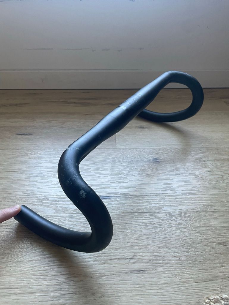 Used Giant Contact 40cm Handlebar bike — image 1 of 5