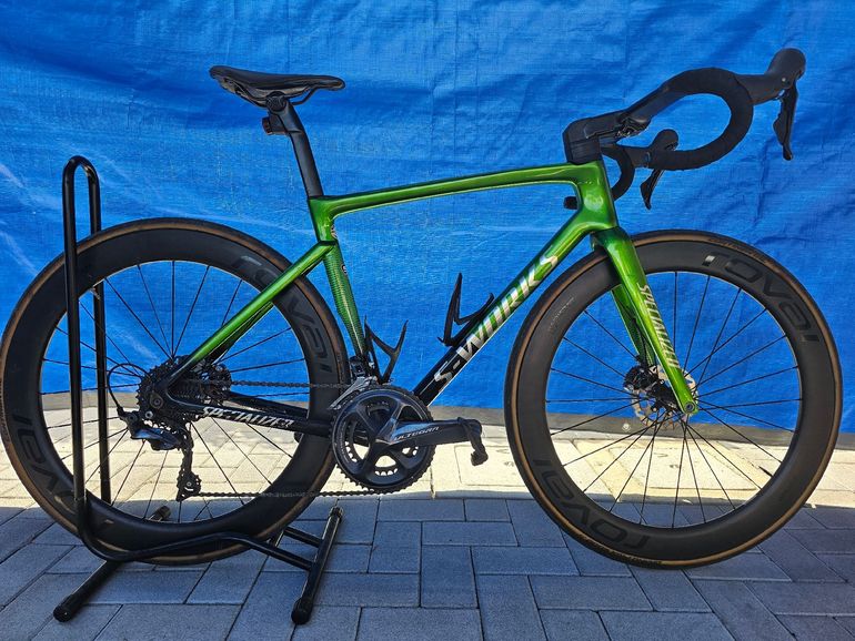 Used Roval Rapide CLX 65 Disc 2022 bike — image 1 of 7