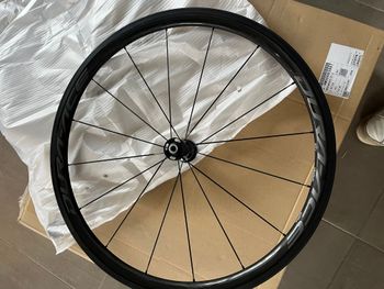 Używany Shimano Dura ace WH R 9100 C30 bike — zdjęcie 3 z 8