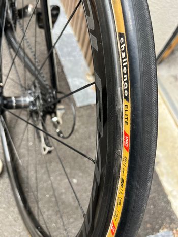 Używany Shimano Dura ace WH R 9100 C30 bike — zdjęcie 8 z 8