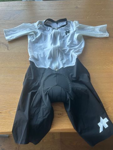 Brugt Assos Body Triathlon 2026 bike — billede 1 af 6