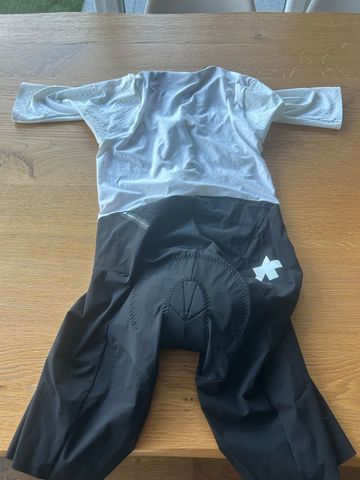 Brugt Assos Body Triathlon 2026 bike — billede 2 af 6