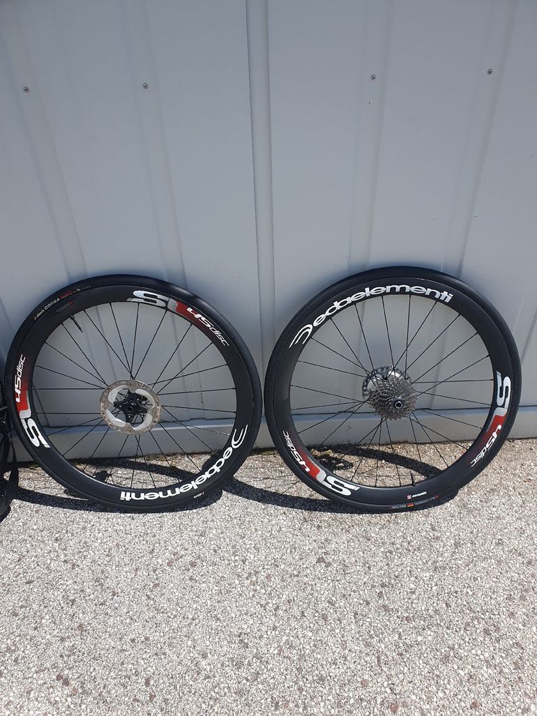Używany Deda Elementi Carbon Wheels SL 45 Disc bike — zdjęcie 4 z 4