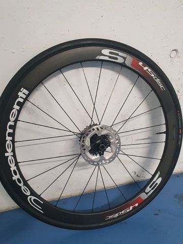 Deda Elementi Carbon Wheels SL 45 Disc bike usato — immagine 5 di 8