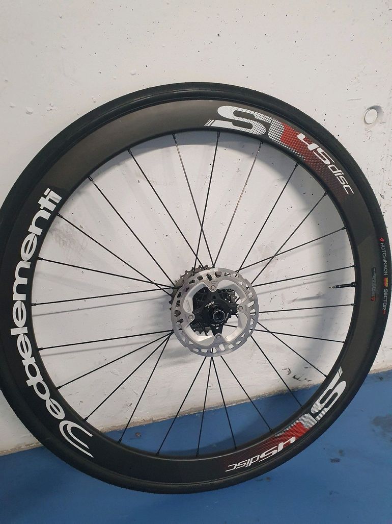 Brugt Deda Elementi Carbon Wheels SL 45 Disc bike — billede 5 af 8