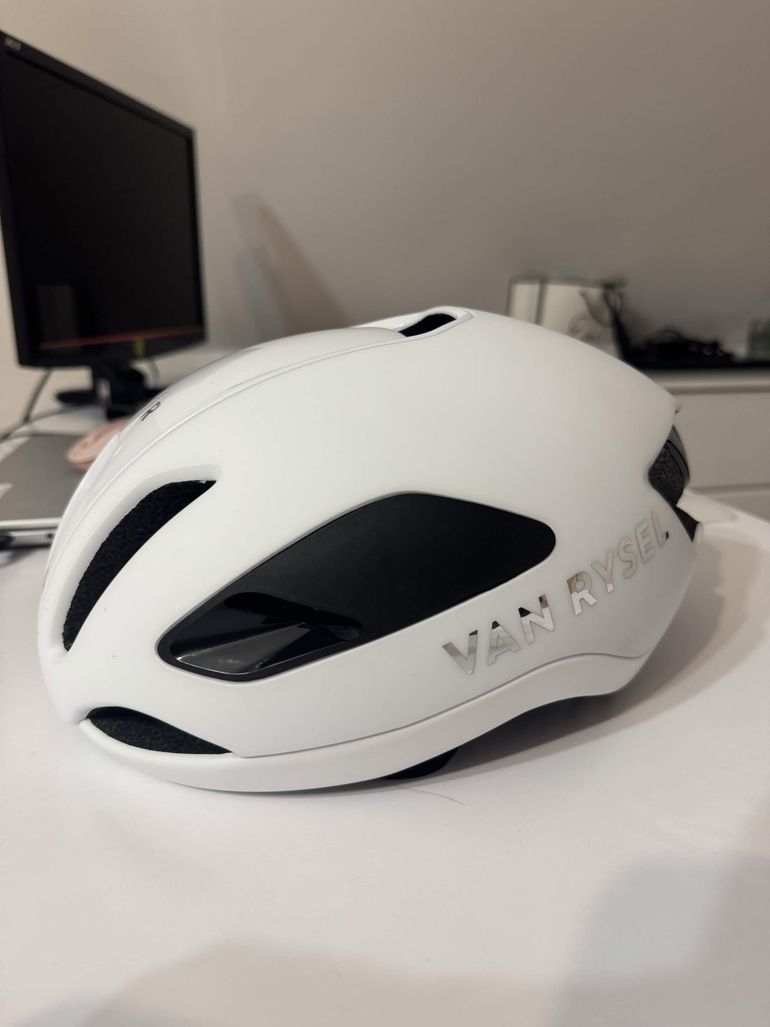 Używany Van Rysel Aero RCR-F Helmet 2025 bike — zdjęcie 1 z 3