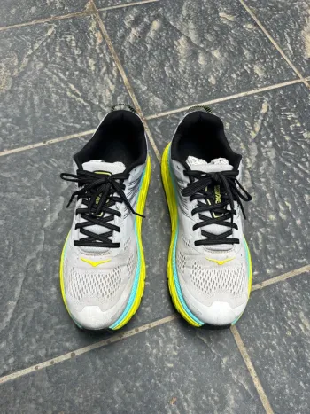 Used Hoka Clifton 6 bike