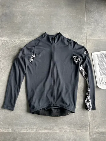 Assos Mille GT Cycling Clothing usato