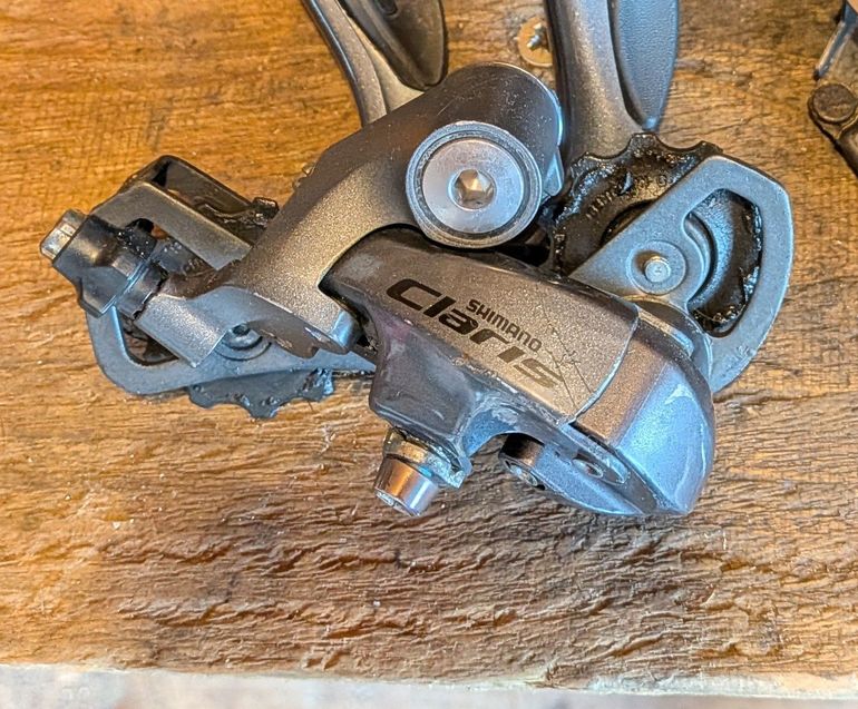 Tweedehands Shimano Claris 8 Speed Groupset 2016 bike — afbeelding 1 van 2
