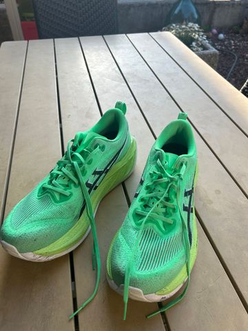 Asics Superblast 2 2026 bike usato — immagine 2 di 4
