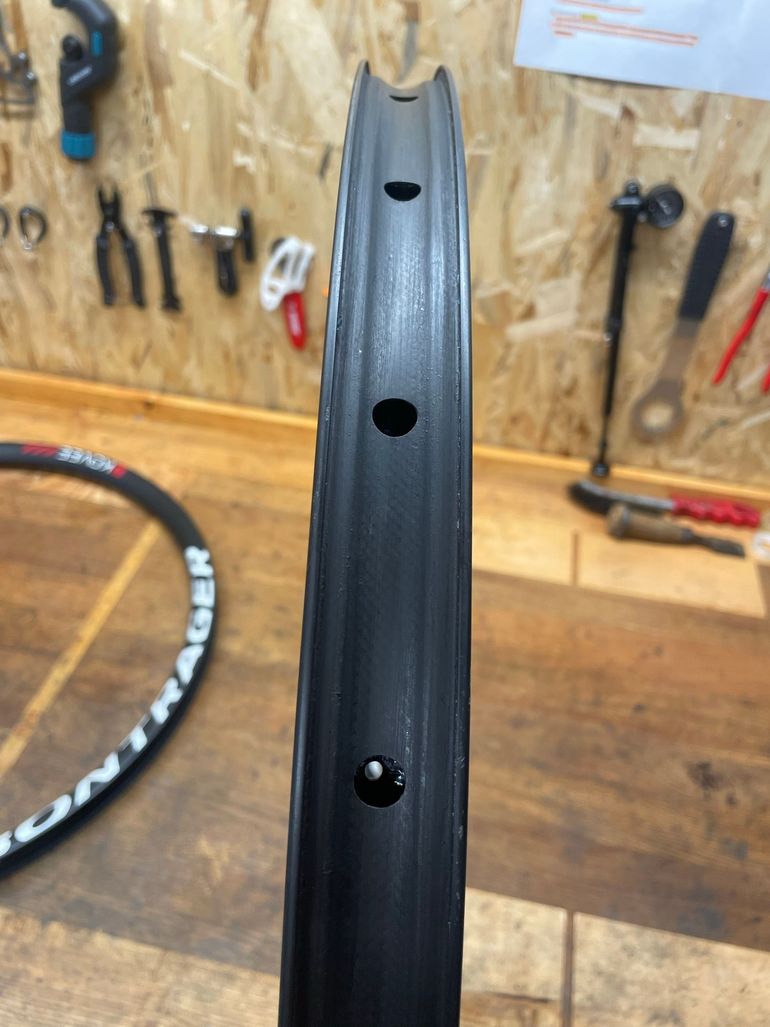 Used Bontrager Kovee XXX Carbonfelge 29 Zoll bike — image 3 of 6