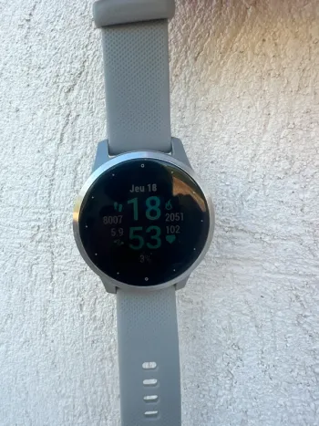 Gebrauchtes Garmin Vivoactive 3 bike — Bild 4 von 6