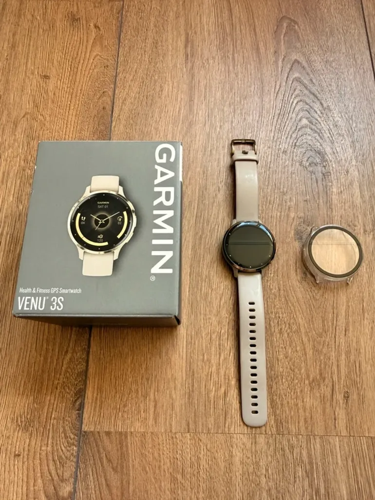 Garmin Venu 3S bike d'occasion — image 1 sur 2