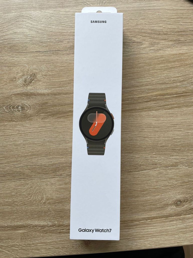 Used Samsung galaxy watch 7 2024 bike — image 4 of 6