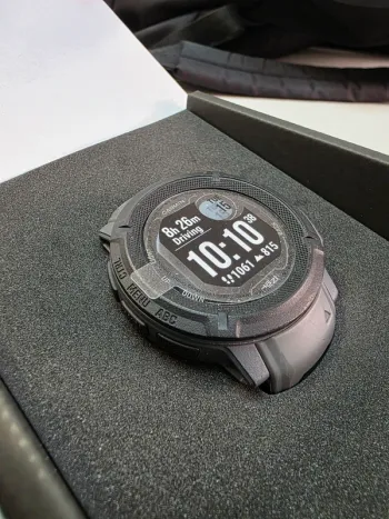 Gebrauchtes Standard Garmin Instinct 2 dezl edition bike — Bild 3 von 8