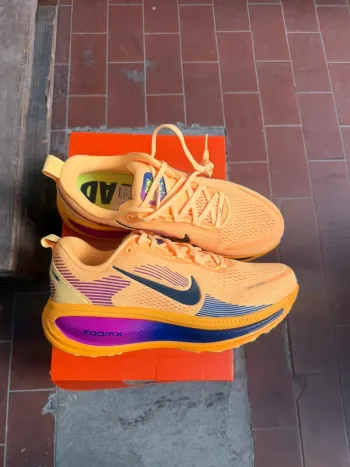 Used Nike Vomero 18 bike — image 2 of 8