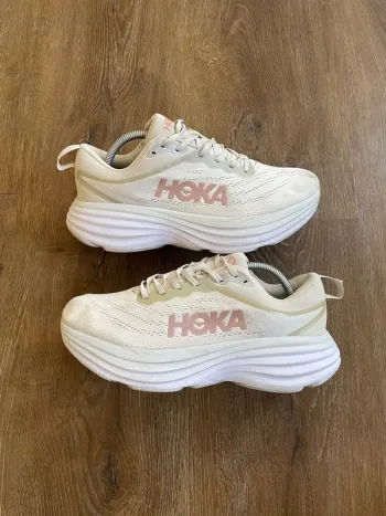 Used Brooks Hoka Bondi 8 bike