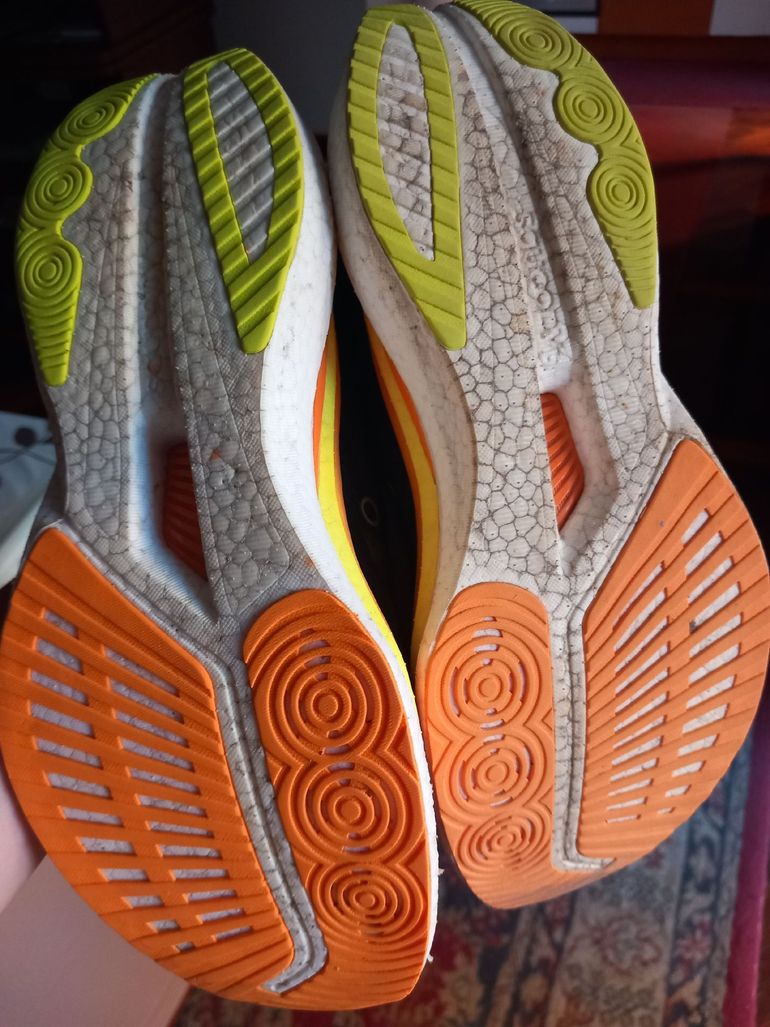 Saucony Endorphin Speed 5 bike usato — immagine 6 di 6