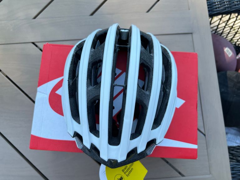 Used Specialized Prevail 2 2020 bike — image 2 of 5