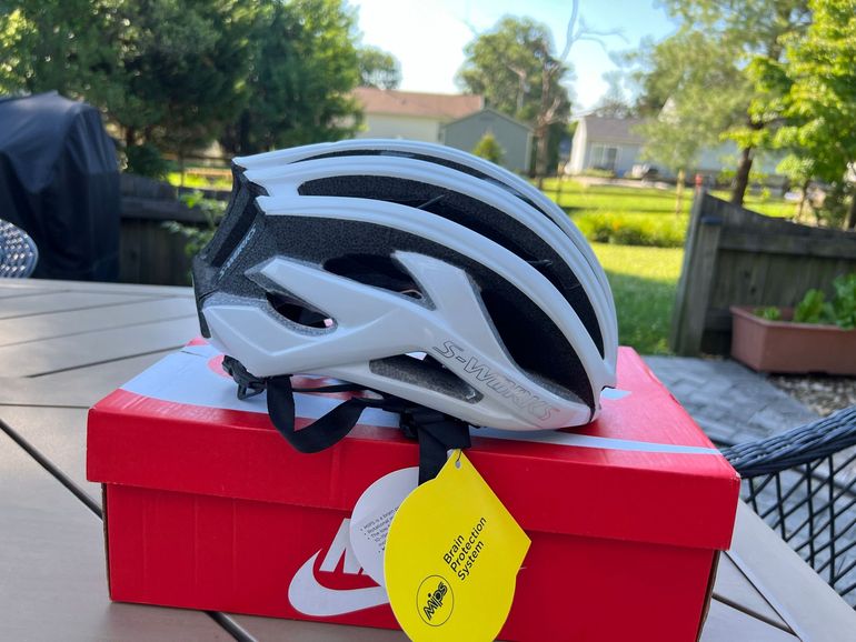 Used Specialized Prevail 2 2020 bike — image 3 of 5