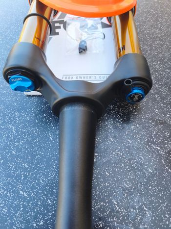 Used Fox 34 Factory SC 110mm 29" bike — image 10 of 11
