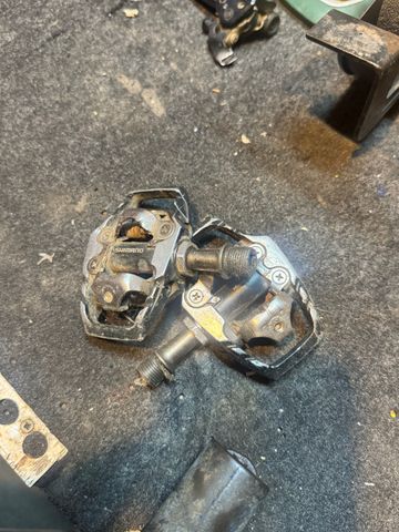 Used Shimano XT Pedal Encaixe bike — image 3 of 4