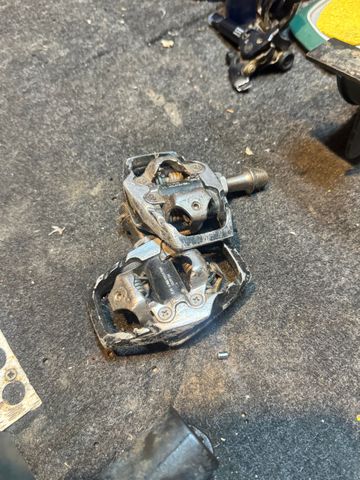Used Shimano XT Pedal Encaixe bike — image 2 of 4